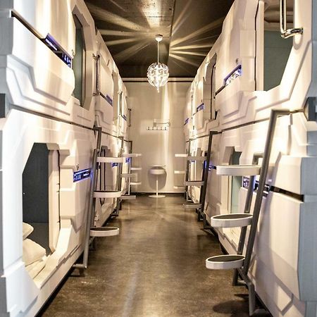 Puffin Nest Capsule Hostel Vestmannaeyjar Kültér fotó