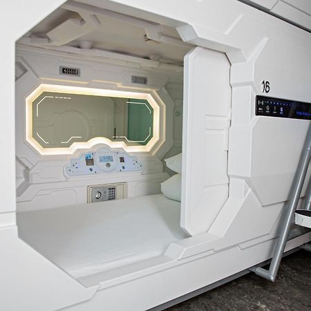 Puffin Nest Capsule Hostel Vestmannaeyjar Kültér fotó